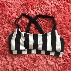 Lululemon sports bra